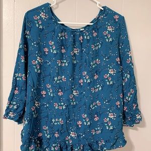 Women’s gap floral long sleeve shirt